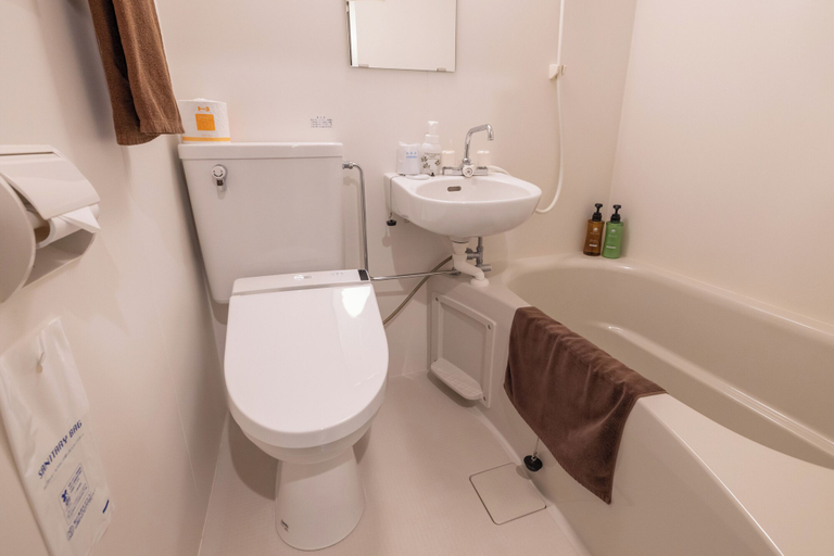 Bathroom 5, Hotel Taiyo Noen Nibancho, Matsuyama