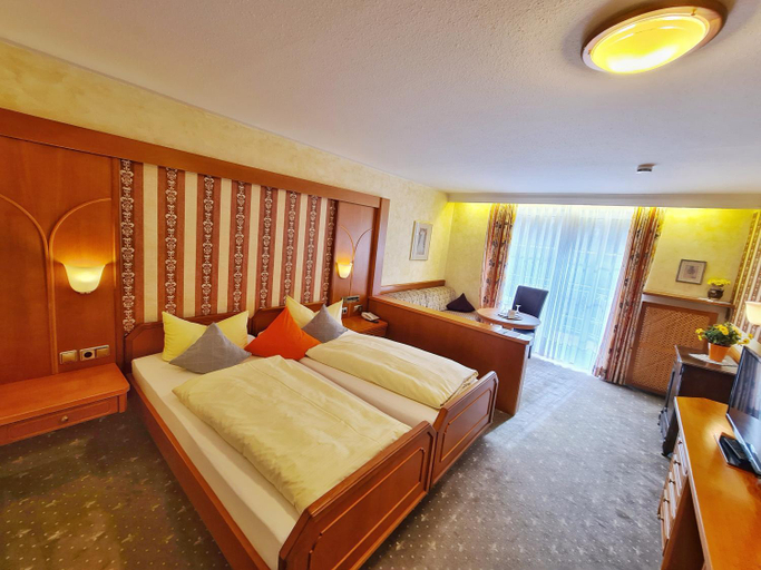 Bedroom 4, Parkhotel Bad Faulenbach, Ostallgäu