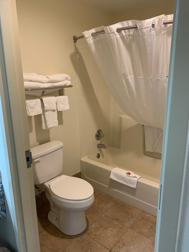 Bathroom 3, Baymont by Wyndham Cave City, Barren