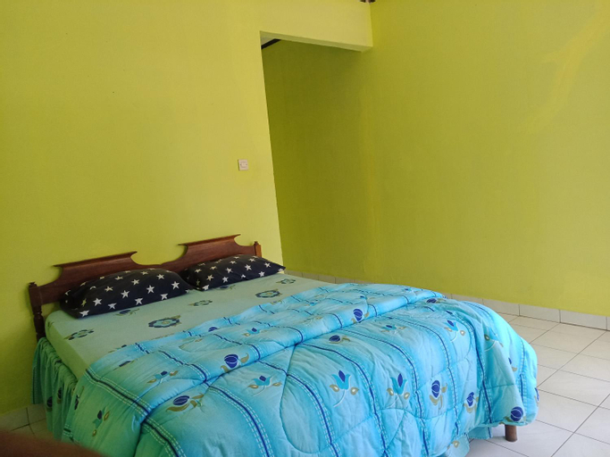 Bedroom 8
