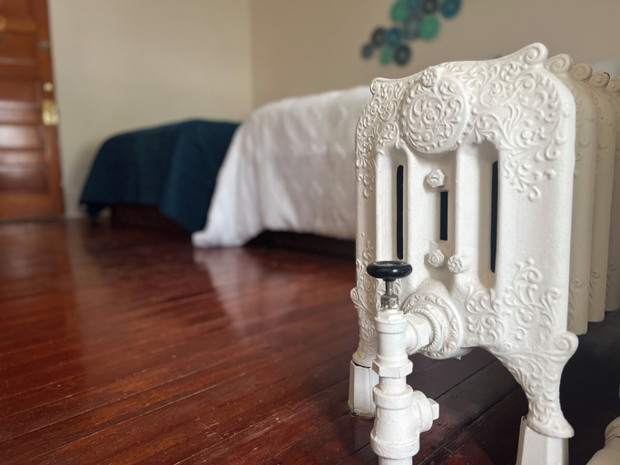 Bedroom 3, The Boho Buffalo Inn, Johnson