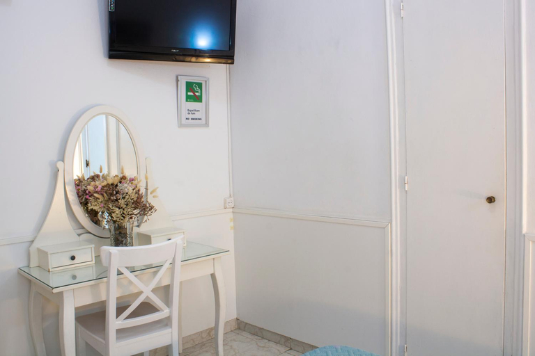 Others 3, Hostal Ramos, Barcelona