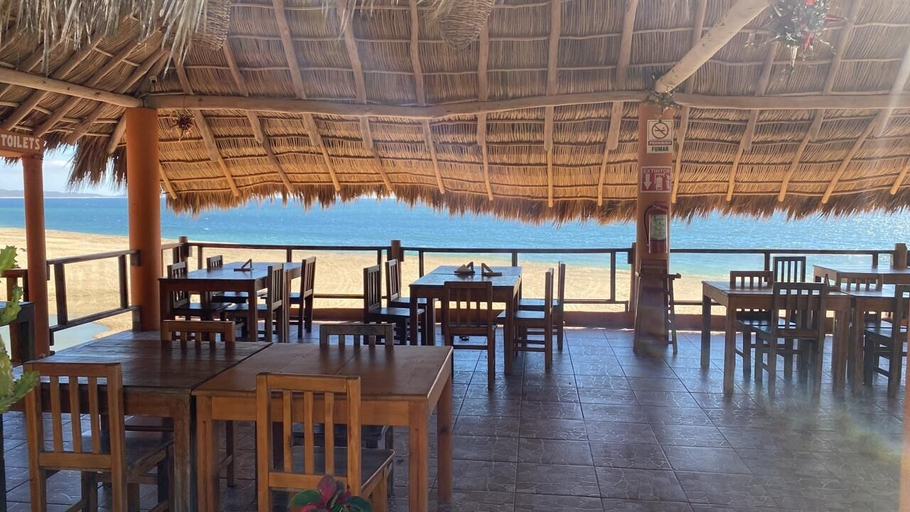 Food & Drinks 5, Cabañas El Cielito, Cabo Corrientes