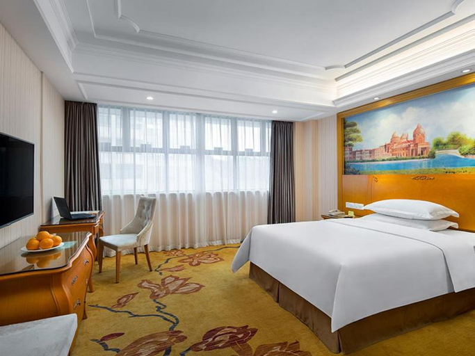 Bedroom 2, Vienna Classic Hotel Changsha Gaoxin Lugu Park, Changsha
