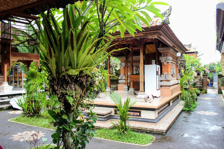 Exterior 4