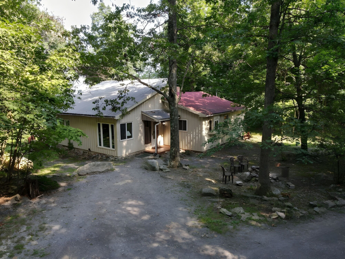 Exterior & Views 2, Above Sleepy Hollow - A Hidden Getaway, Morgan