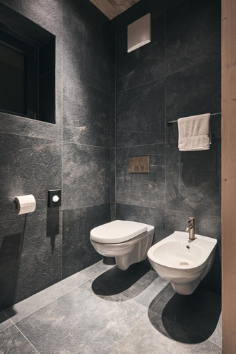 Bathroom 4, Tenne Chalets, Bolzano