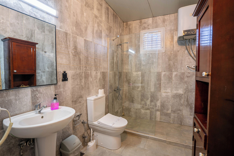 Bathroom 4, SİMLARDA AQUAPARK OTEL, Ayvalık