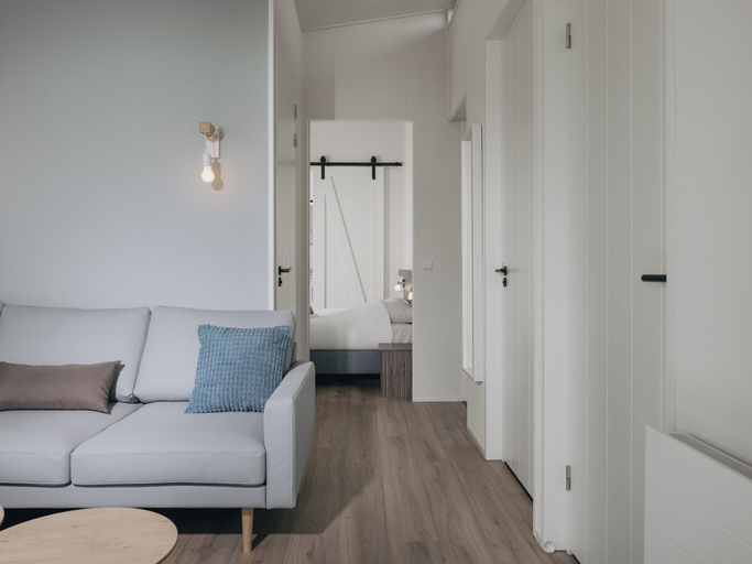 Others 2, Lodge by Markermeer with Eco-Friendly Comfort, Venhuizen