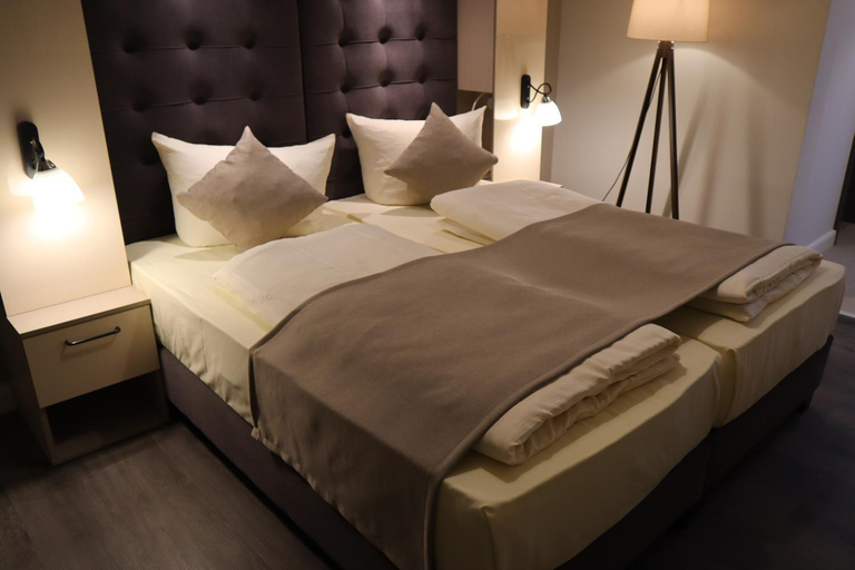 Bedroom 4, Hotel Bispinger Hof, Heidekreis