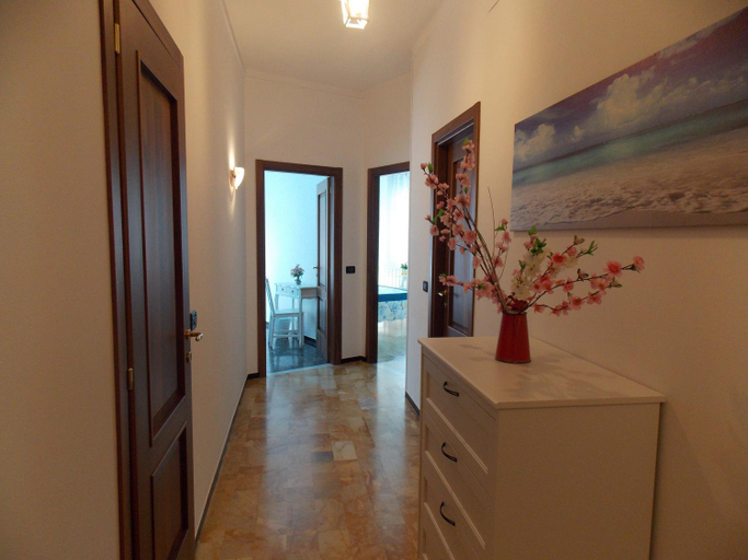Others 2, AuStrAle, Savona