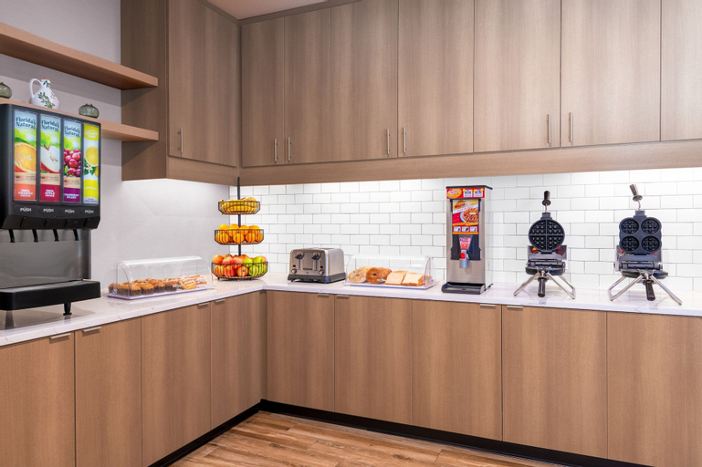 Food & Drinks 5, Residence Inn by Marriott Arvada Denver West, Jefferson