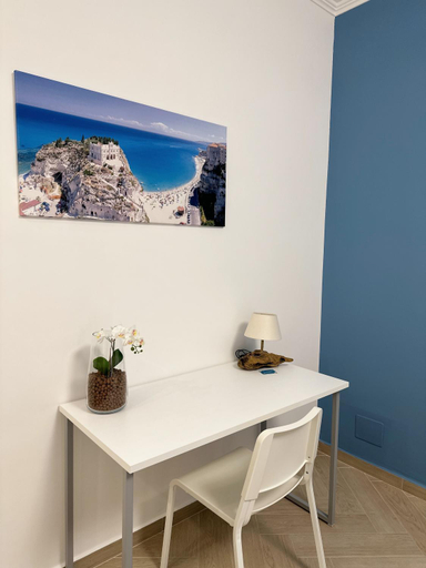 Others 2, Casa Onofrio Tropea, Vibo Valentia
