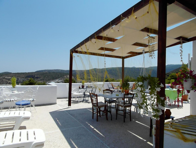 Food & Drinks 5, Eri Studios, Attica