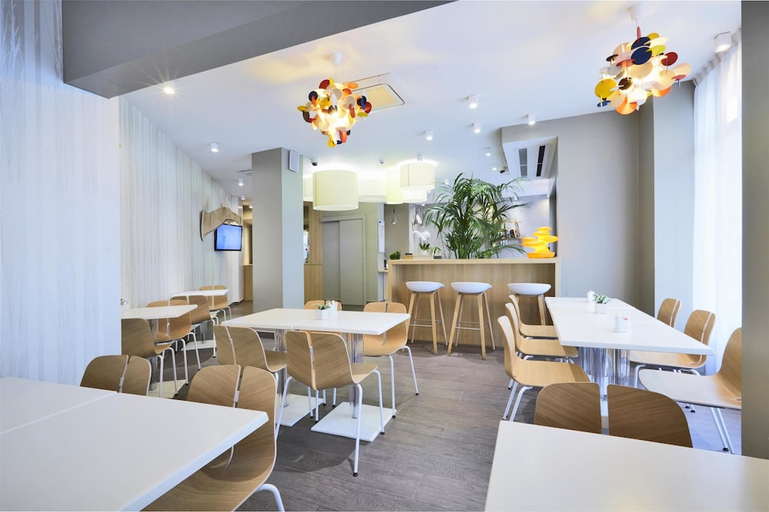 Food & Drinks 5, Kyriad Paris 18 Porte De Clignancourt Hotel, Paris