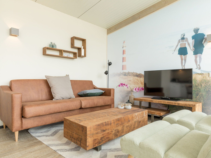 Primary image, Comfy Lodge with 2 Bathrooms near Beach, Ameland