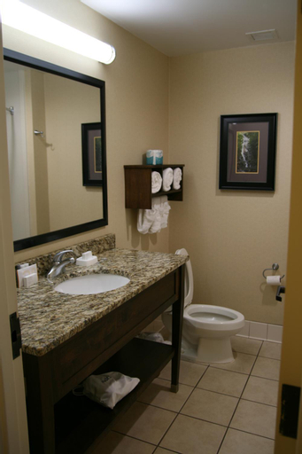 Bathroom 13