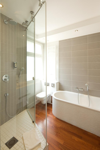 Bathroom 4, HANNONG Hotel & Wine Bar, Bas-Rhin