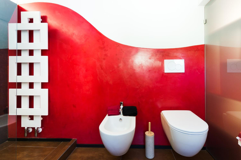 Bathroom 9