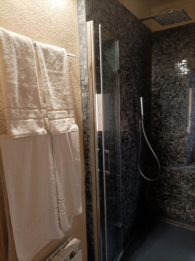Bathroom 4, La Masia Costa Brava, Girona