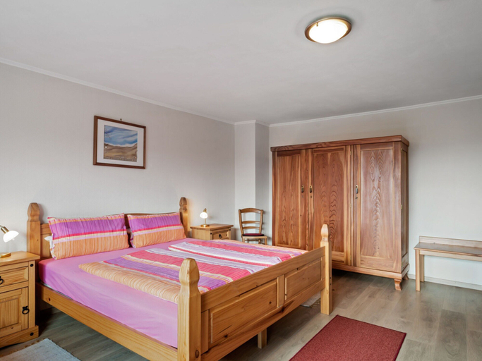 Bedroom 3, Cosy Apartment in Neustrassburg, Eifelkreis Bitburg-Prüm