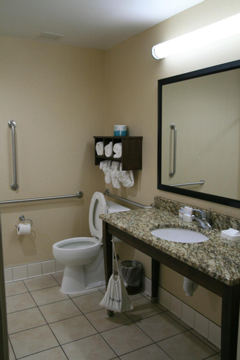 Bathroom 13