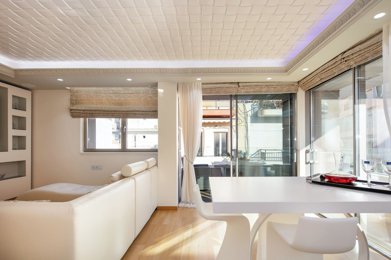 Others 3, DeMaNi President Suites, Crete