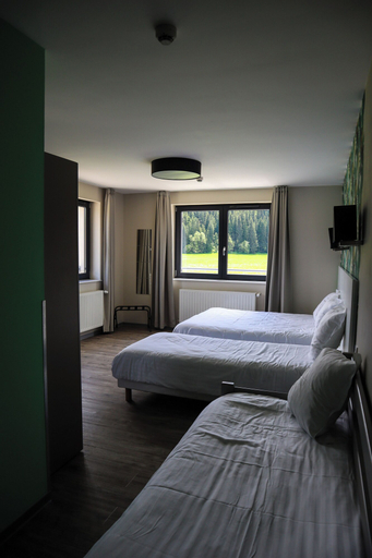 Bedroom 4, Auberge du Château de Joux, Doubs