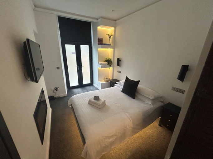 Bedroom 2, 2bedroom Apartment With Steam Room, Edinburgh
