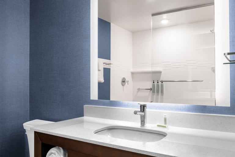 Bathroom 4