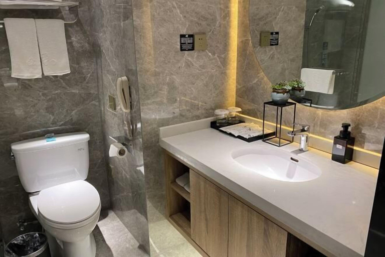 Bathroom 4, Wenbi Hotel, Changzhou