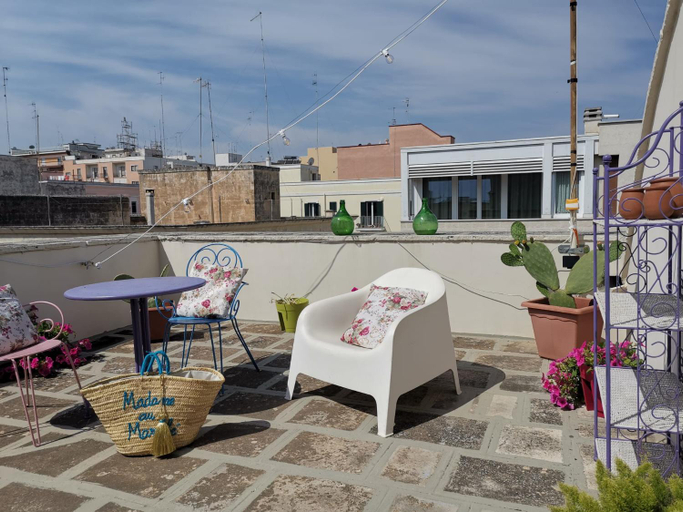 Others 5, Indelli holiday rooms, Bari