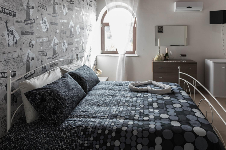 Bedroom 2, Tenuta Ferrara, Salerno