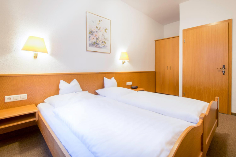 Bedroom 5, Gasthof Hotel Diem, Günzburg