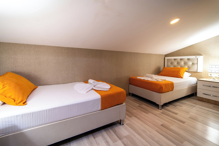Bedroom 4, Mardy Hotel, Bakırköy