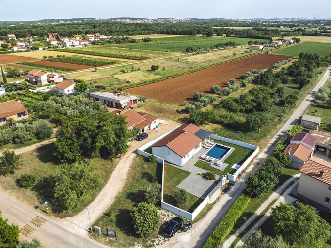 Exterior & Views 2, House in Valbandon Near Brijuni National Park, Fažana