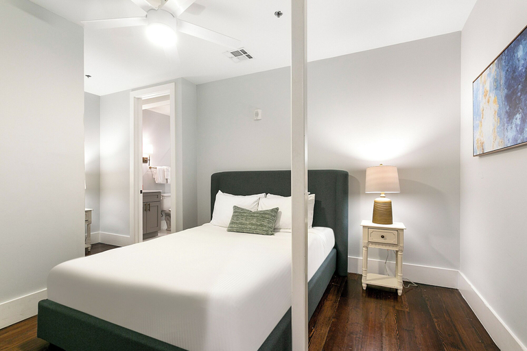 Bedroom 3, The Irish House, Orleans