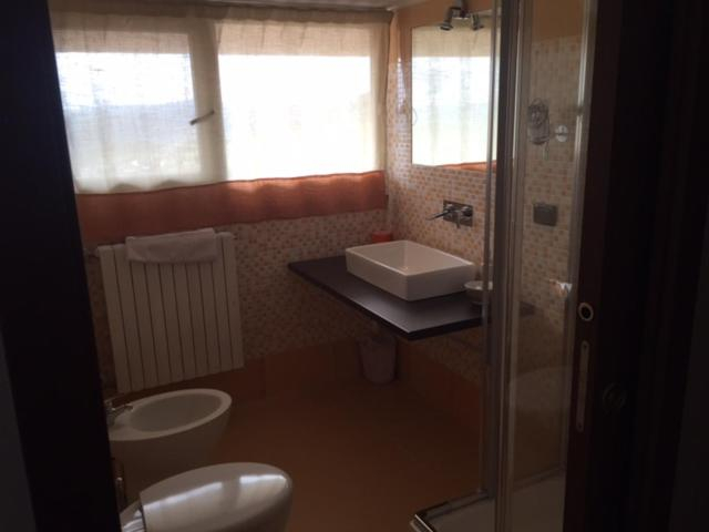 Bathroom 4, Dimora Spina, Campobasso