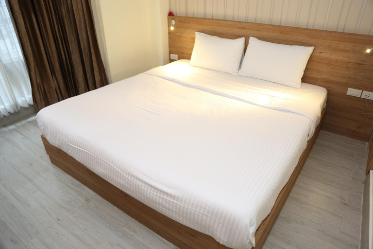 Bedroom 9