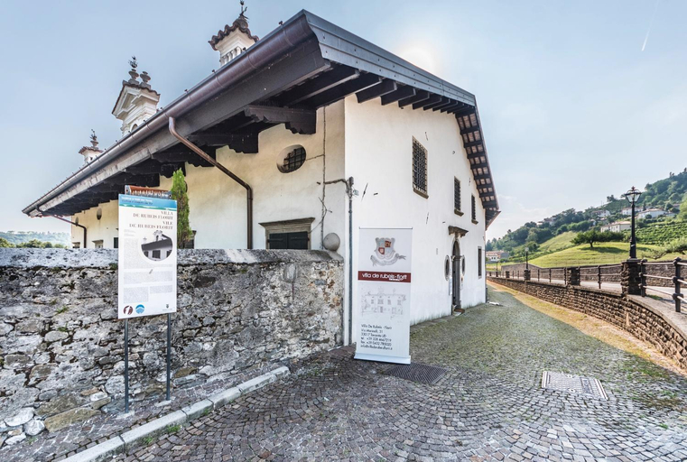 Others 1, Villa De Rubeis Florit, Udine