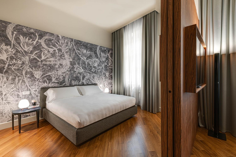 Bedroom 15