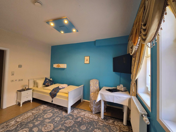 Bedroom 3, Hotel Schachtenburg, Vogelsbergkreis