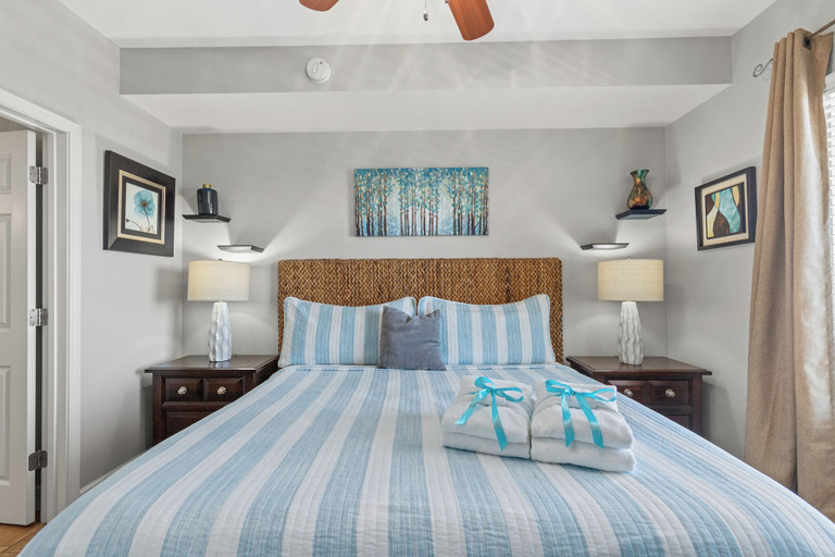 Bedroom 4, Tidewater Beach Resort 2413 - In With The Tide, Bay