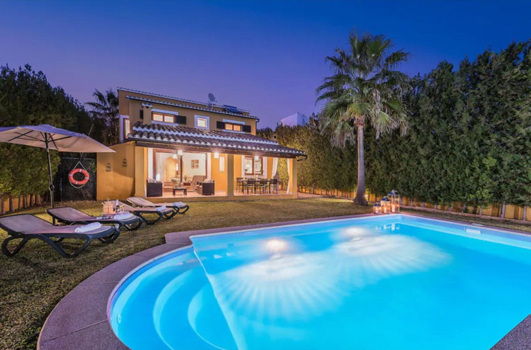 Others 5, Holiday Home Near the Sea in Sa Marina, Baleares