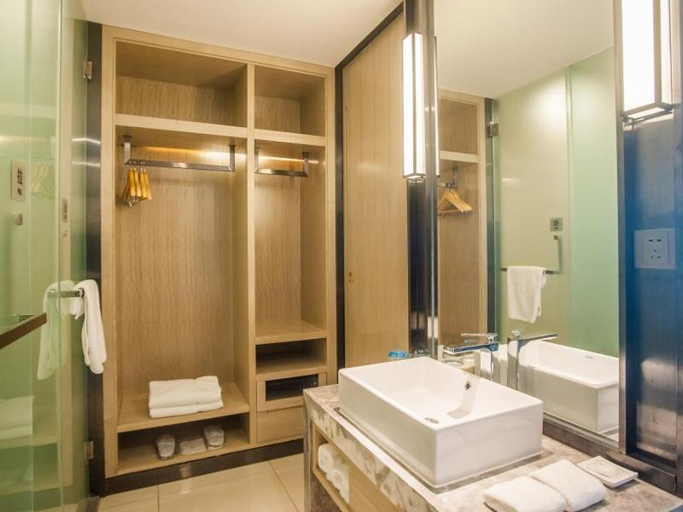 Bathroom 3, GreenTree Eastern Hotel Lianyungang Wanda Plaza Hotel, Lianyungang