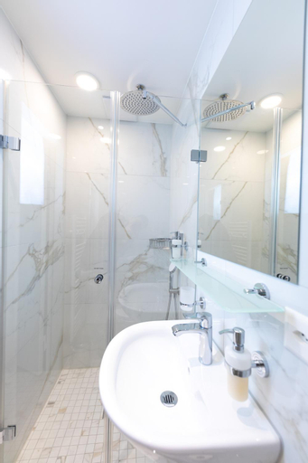 Bathroom 8