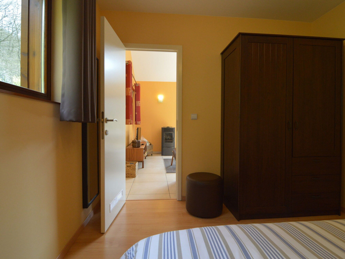 Bedroom 2, Cottage in Aywaille with Garden, Liège
