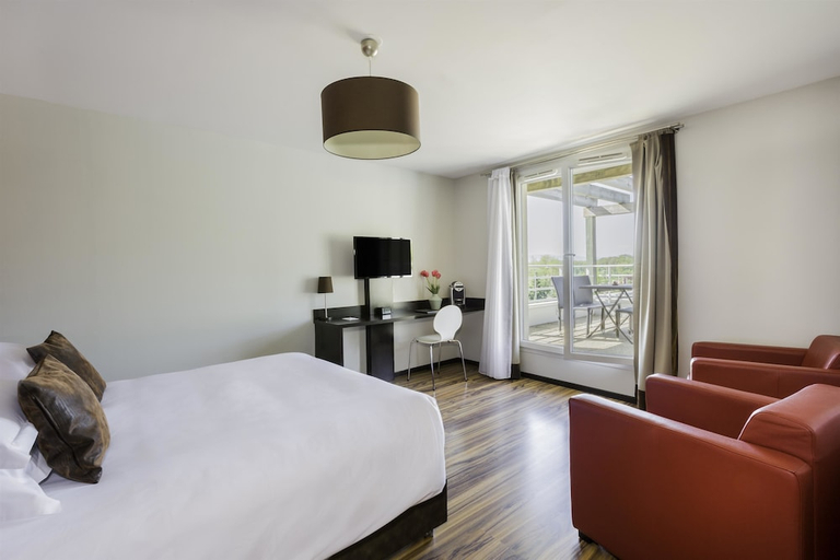 Bedroom 2, Best Western Park Hotel Geneve-Thoiry, Ain