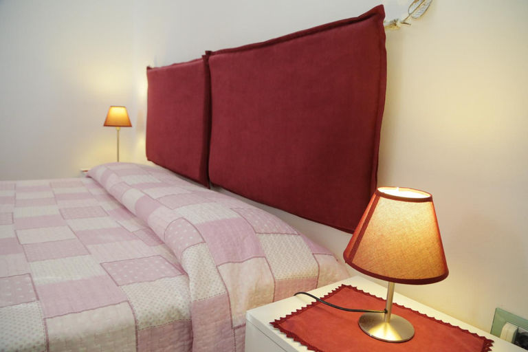 Bedroom 2, Case Natura, Imperia