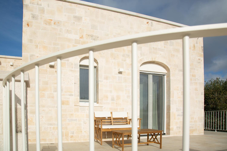 Others 4, Trullo dei maestri, Bari